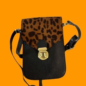 Leopard Wristlet